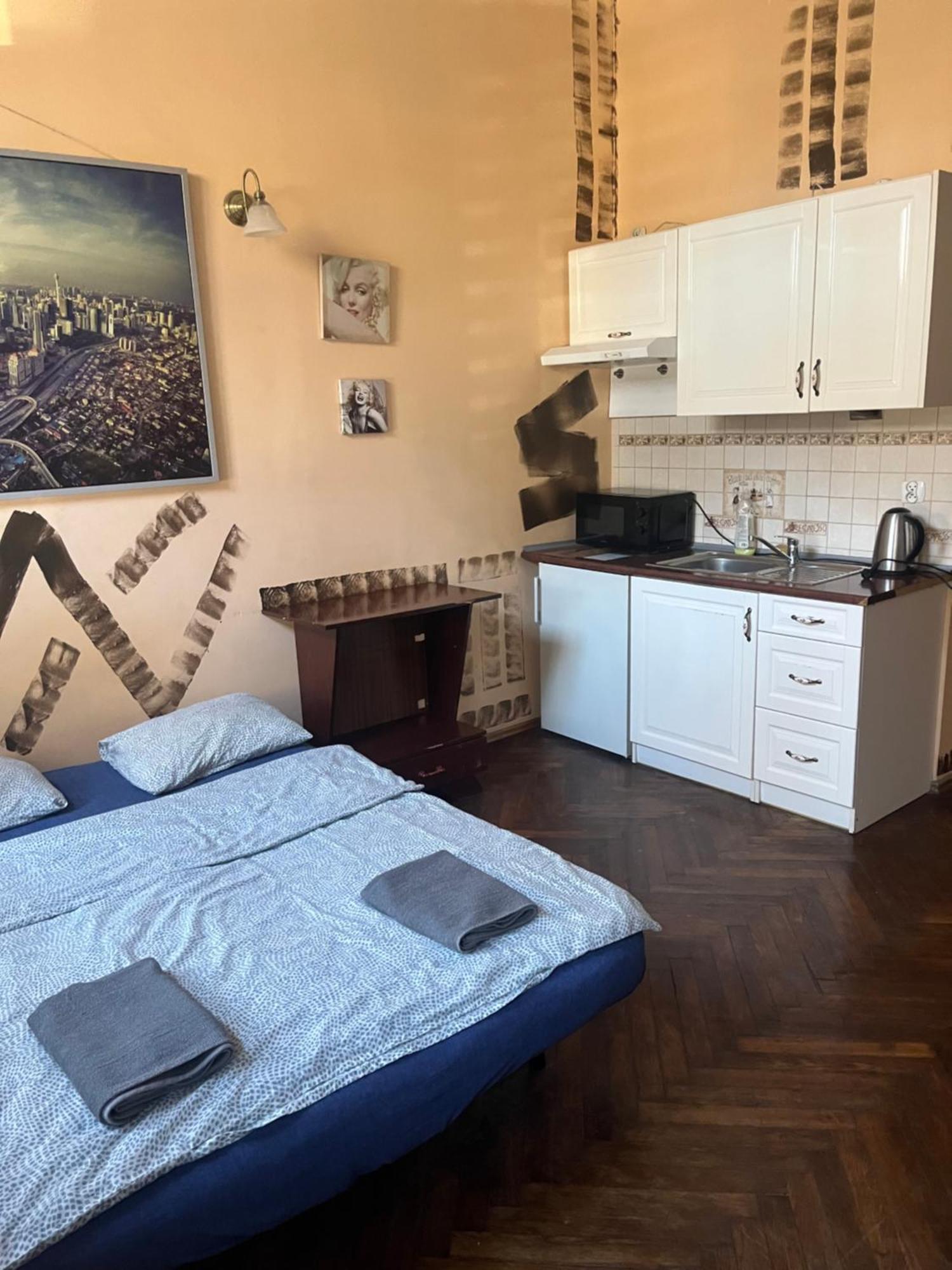 Adam12 Apartment Krakow Bagian luar foto